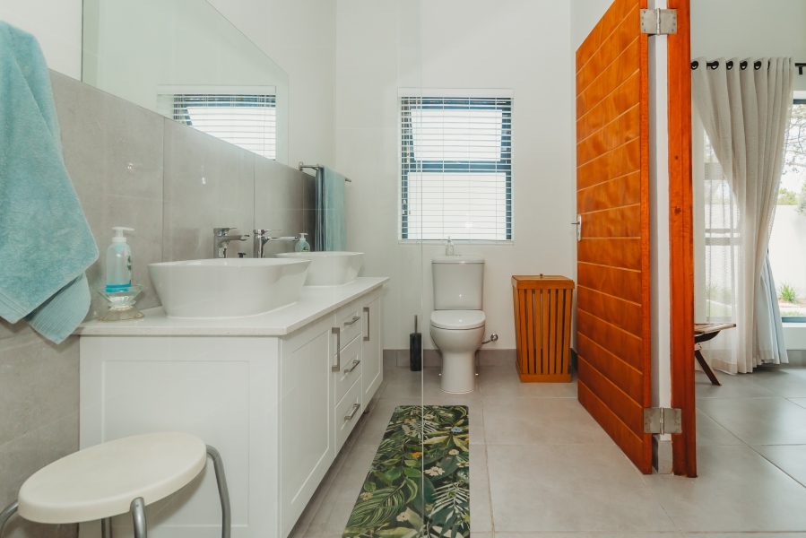 3 Bedroom Property for Sale in Heatherlands Western Cape